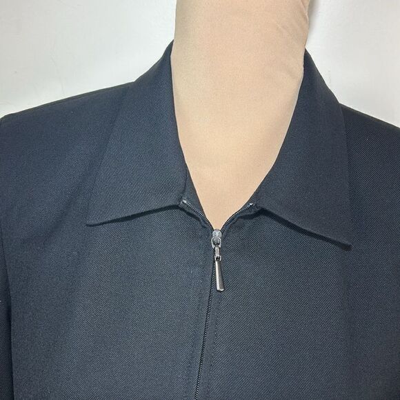 Talbots 100% wool blazer. Black - Picture 3 of 8